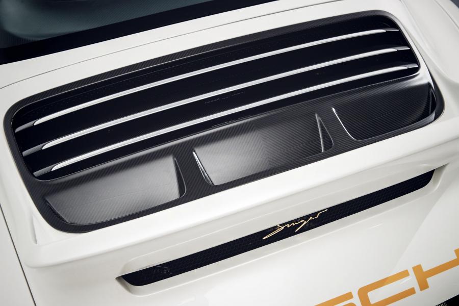 Детали экстерьера Porsche 911 DLS by Singer 2018 года  (фото 14 из 40)